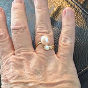 Stunning 925 Silver Gold Plated Freshwater Pearl Mother Pearl Ring